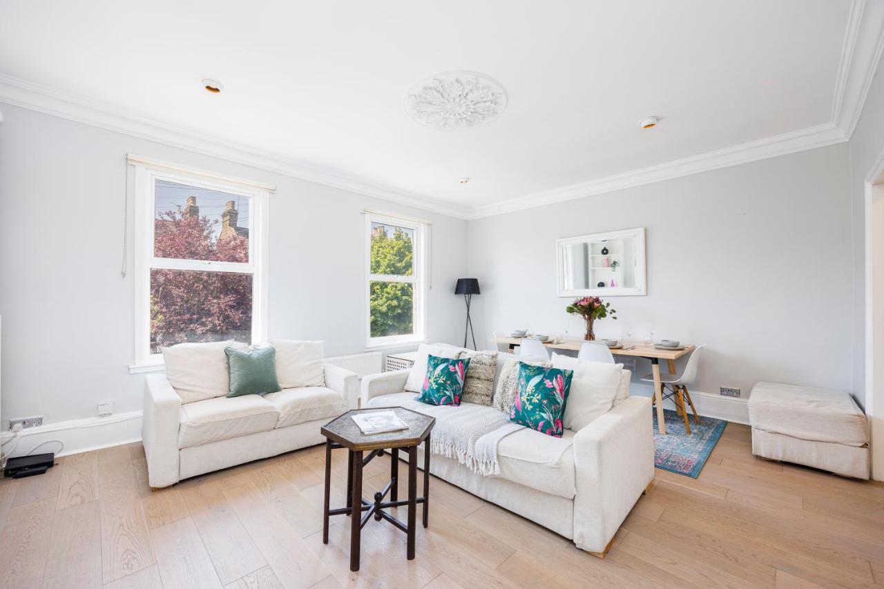 Welcomestay Colliers Wood Two Bed Apartment - Home Away From Home Londres Exterior foto