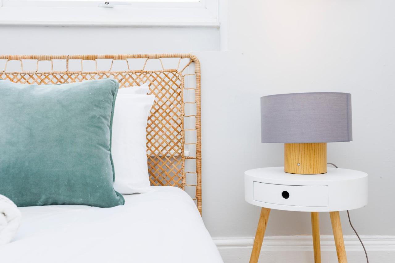 Welcomestay Colliers Wood Two Bed Apartment - Home Away From Home Londres Exterior foto